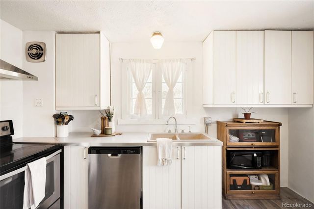 6800 Monaco Street, Commerce City, CO 80022