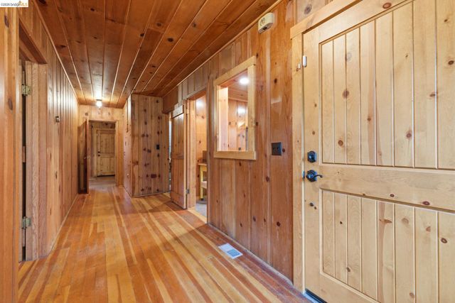 22992 Sierra Dr, Twain Harte, CA 95383