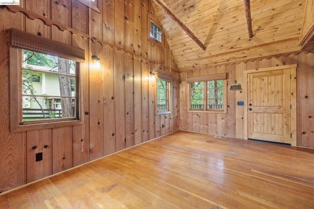 22992 Sierra Dr, Twain Harte, CA 95383