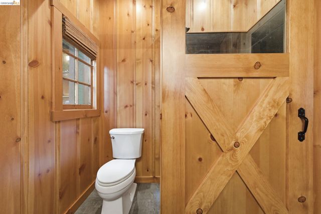 22992 Sierra Dr, Twain Harte, CA 95383