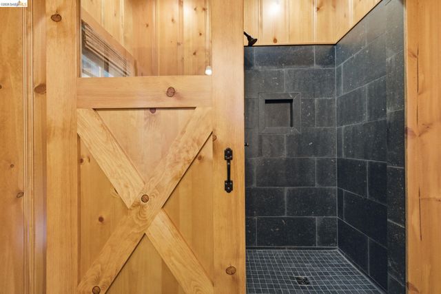 22992 Sierra Dr, Twain Harte, CA 95383