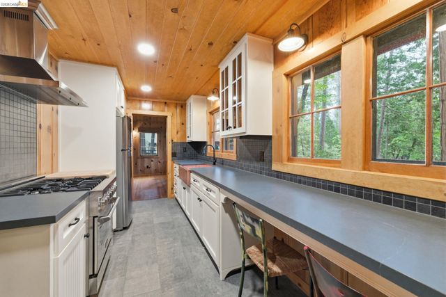 22992 Sierra Dr, Twain Harte, CA 95383