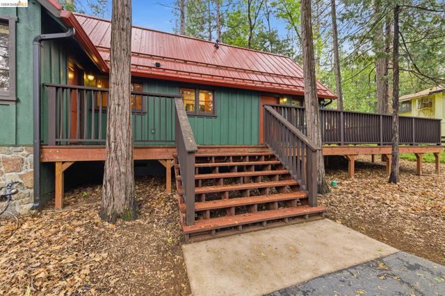 22992 Sierra Dr, Twain Harte, CA 95383