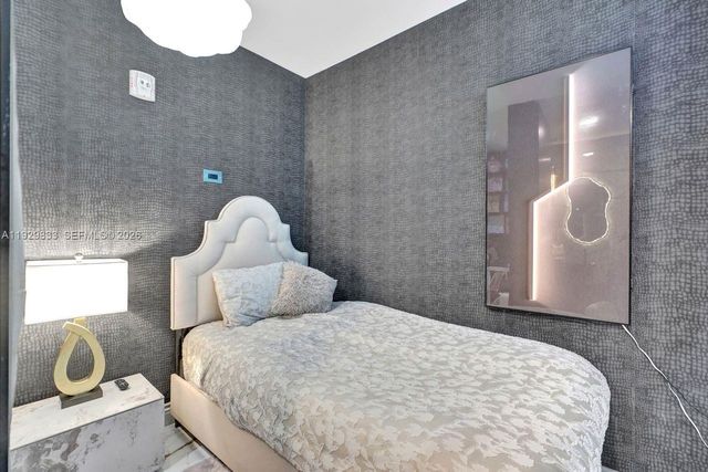 3300 NE 188th St 210, Aventura, FL 33180