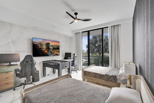 3300 NE 188th St 210, Aventura, FL 33180