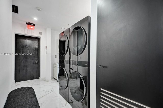 3300 NE 188th St 210, Aventura, FL 33180