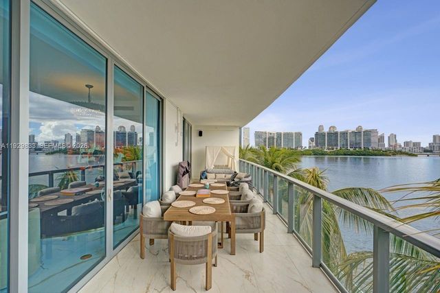 3300 NE 188th St 210, Aventura, FL 33180