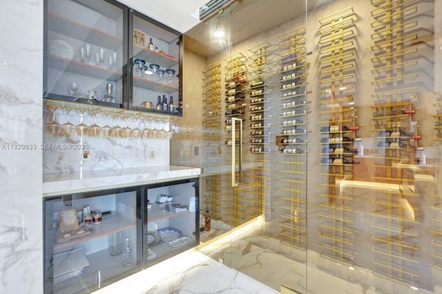 3300 NE 188th St 210, Aventura, FL 33180