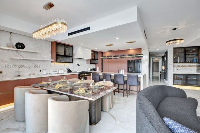 3300 NE 188th St 210, Aventura, FL 33180