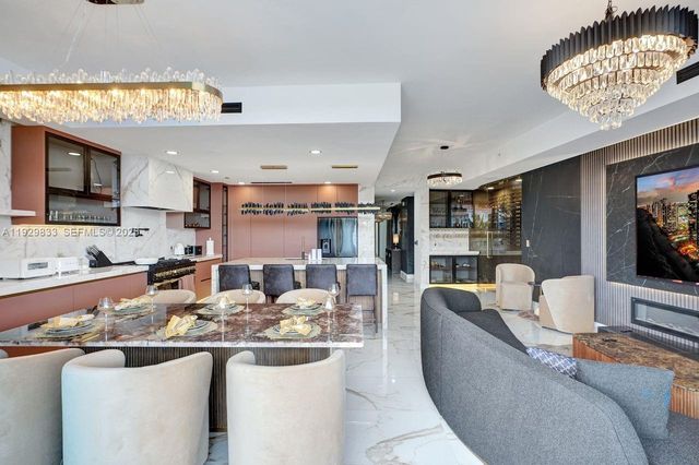 3300 NE 188th St 210, Aventura, FL 33180