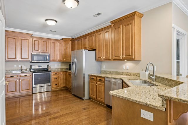 2007 Sunflower Dr, Spring Hill, TN 37174