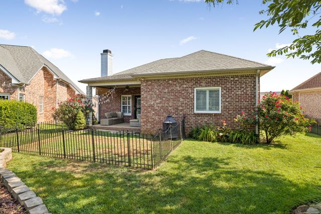 2007 Sunflower Dr, Spring Hill, TN 37174
