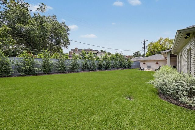 12115 Beauregard Drive, Houston, TX 77024