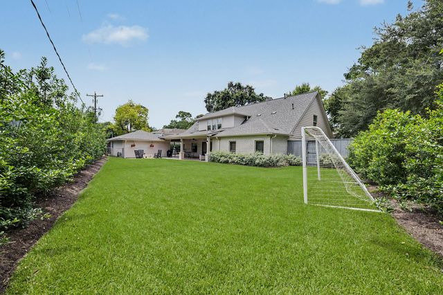 12115 Beauregard Drive, Houston, TX 77024