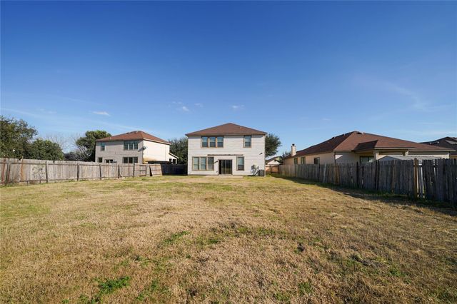 5520 Alomar CV, Del Valle, TX 78617