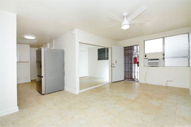1044 Green Street A, Honolulu, HI 96822