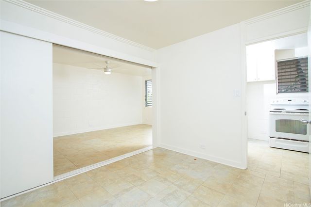 1044 Green Street A, Honolulu, HI 96822