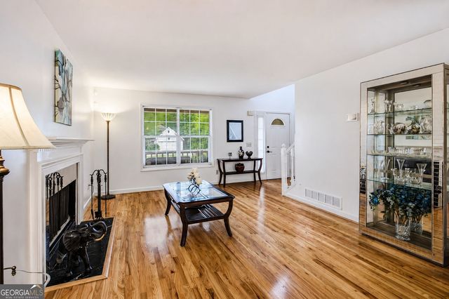 9636 Squirrel Wood Run, Douglasville, GA 30135