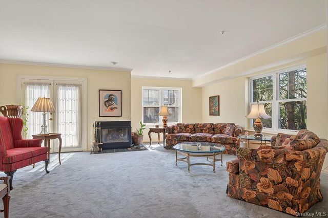 75 W Hartsdale Avenue 8, Hartsdale, NY 10530
