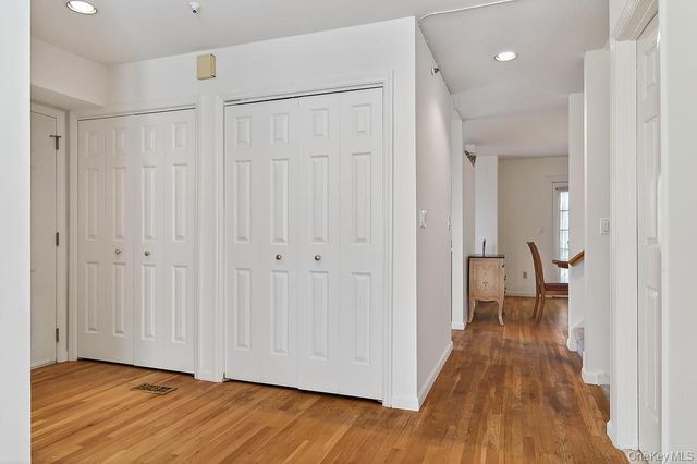 75 W Hartsdale Avenue 8, Hartsdale, NY 10530