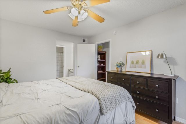 260 El Dorado Boulevard 2708, Houston, TX 77598