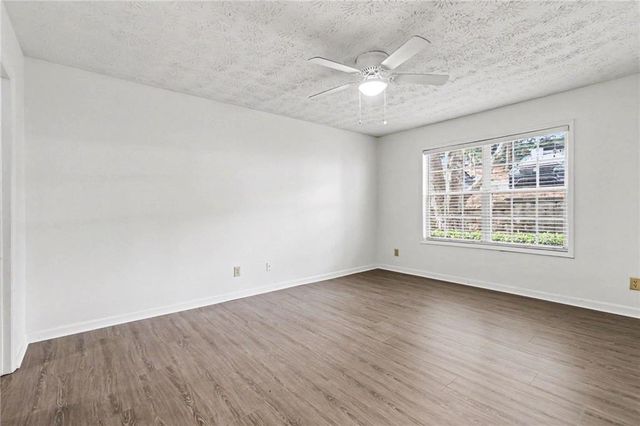 3960 Riverlook Parkway SE 203, Marietta, GA 30067