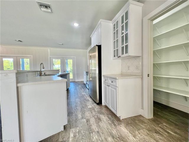 11380 Trinity PL, Naples, FL 34114