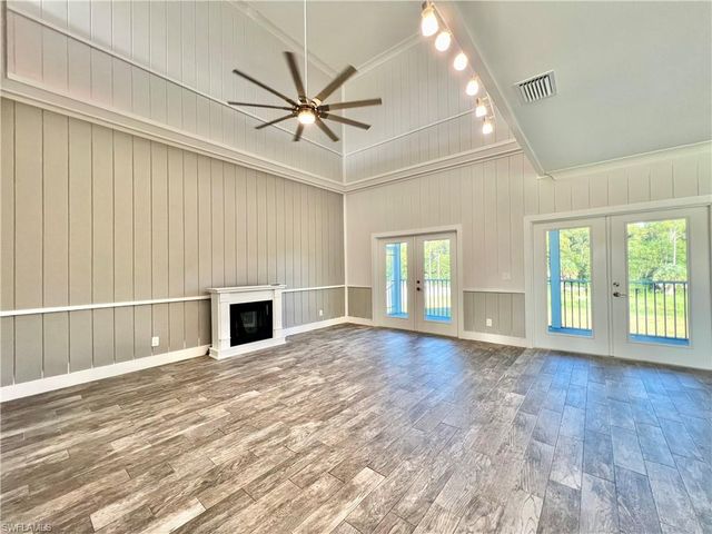 11380 Trinity PL, Naples, FL 34114