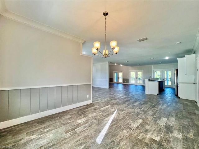 11380 Trinity PL, Naples, FL 34114