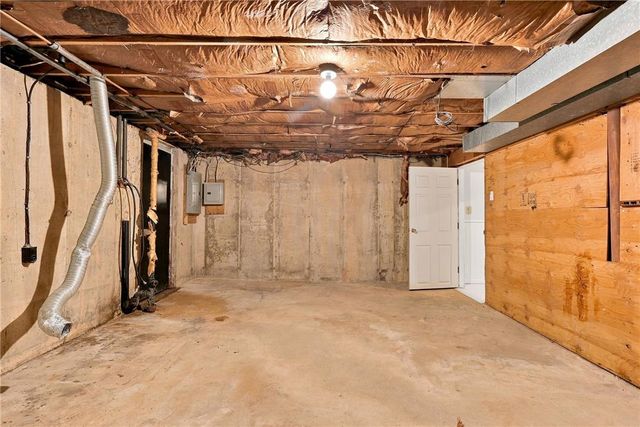 1230 Eagle Street, Lower Macungie Twp, PA 18106