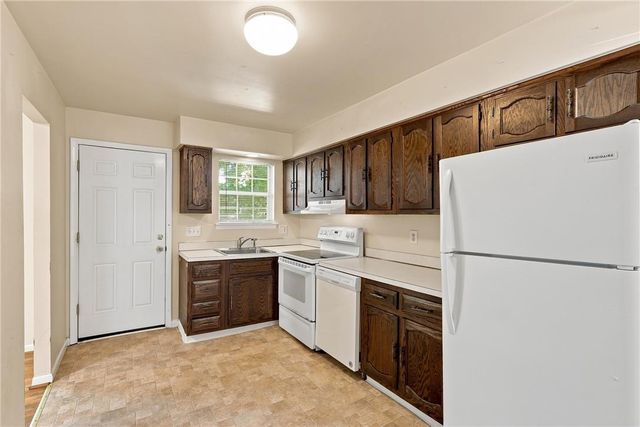 1230 Eagle Street, Lower Macungie Twp, PA 18106
