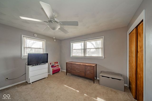 228 E 600 N, Alexandria, IN 46001