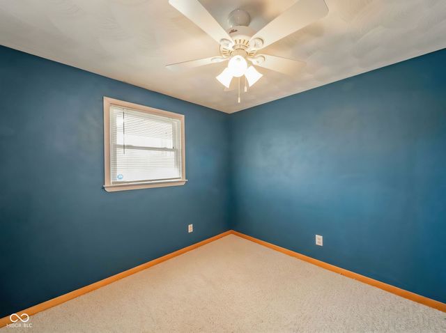 228 E 600 N, Alexandria, IN 46001