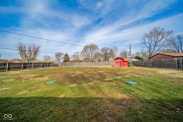 228 E 600 N, Alexandria, IN 46001