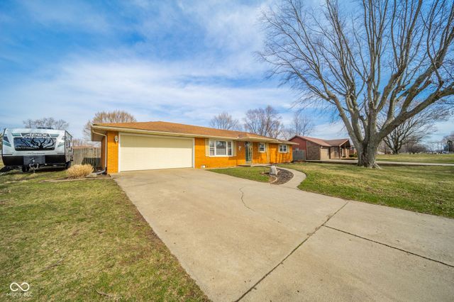 228 E 600 N, Alexandria, IN 46001
