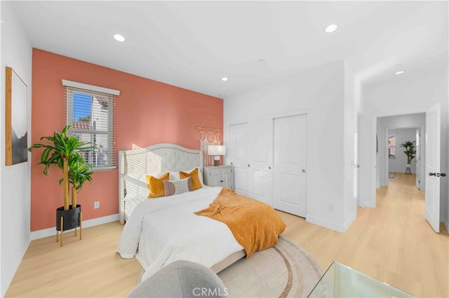 126 Saybrook, Irvine, CA 92620