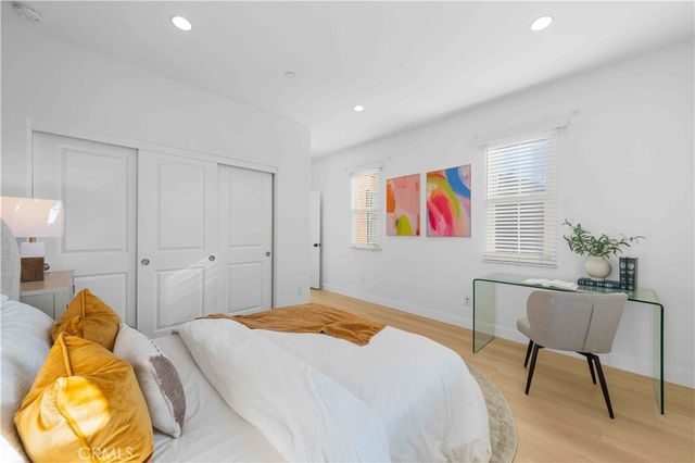 126 Saybrook, Irvine, CA 92620