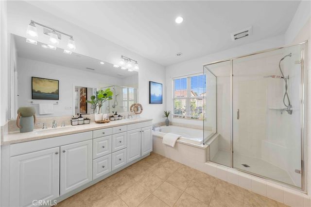 126 Saybrook, Irvine, CA 92620