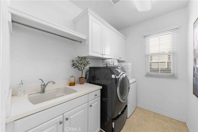 126 Saybrook, Irvine, CA 92620