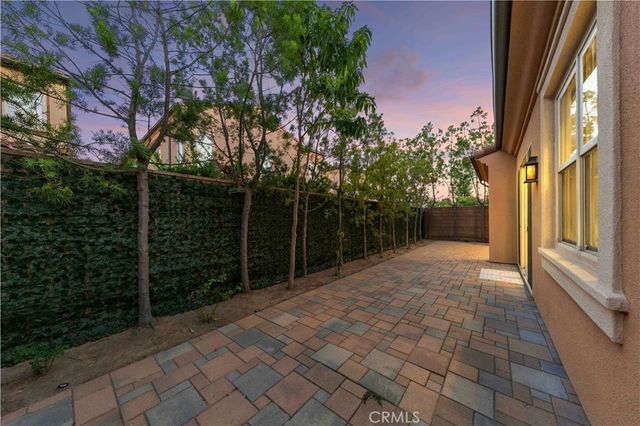 126 Saybrook, Irvine, CA 92620