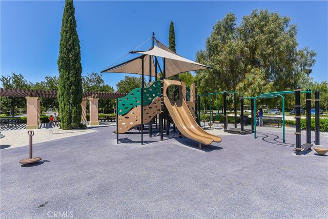 126 Saybrook, Irvine, CA 92620