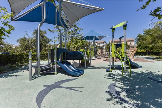 126 Saybrook, Irvine, CA 92620