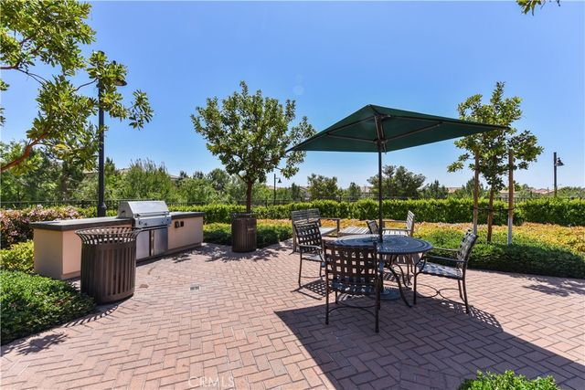 126 Saybrook, Irvine, CA 92620
