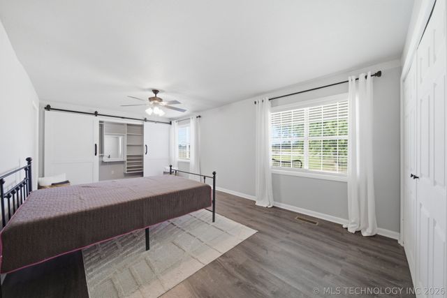 15802 S Elwood Avenue, Glenpool, OK 74033