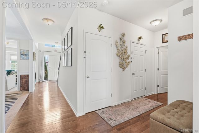 27492 Belgrave Place, Novi, MI 48374