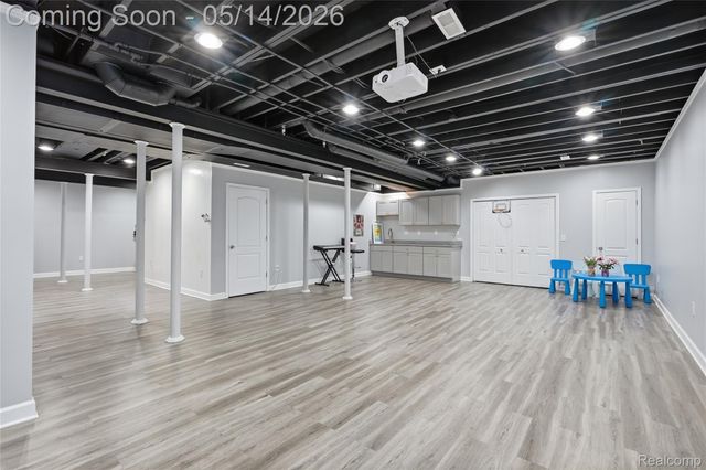 27492 Belgrave Place, Novi, MI 48374