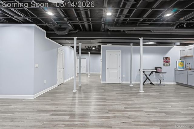 27492 Belgrave Place, Novi, MI 48374