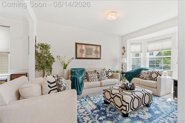 27492 Belgrave Place, Novi, MI 48374