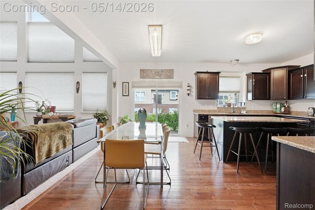 27492 Belgrave Place, Novi, MI 48374