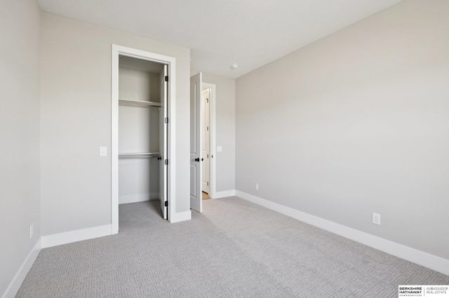 18410 Sycamore Drive, Gretna, NE 68028